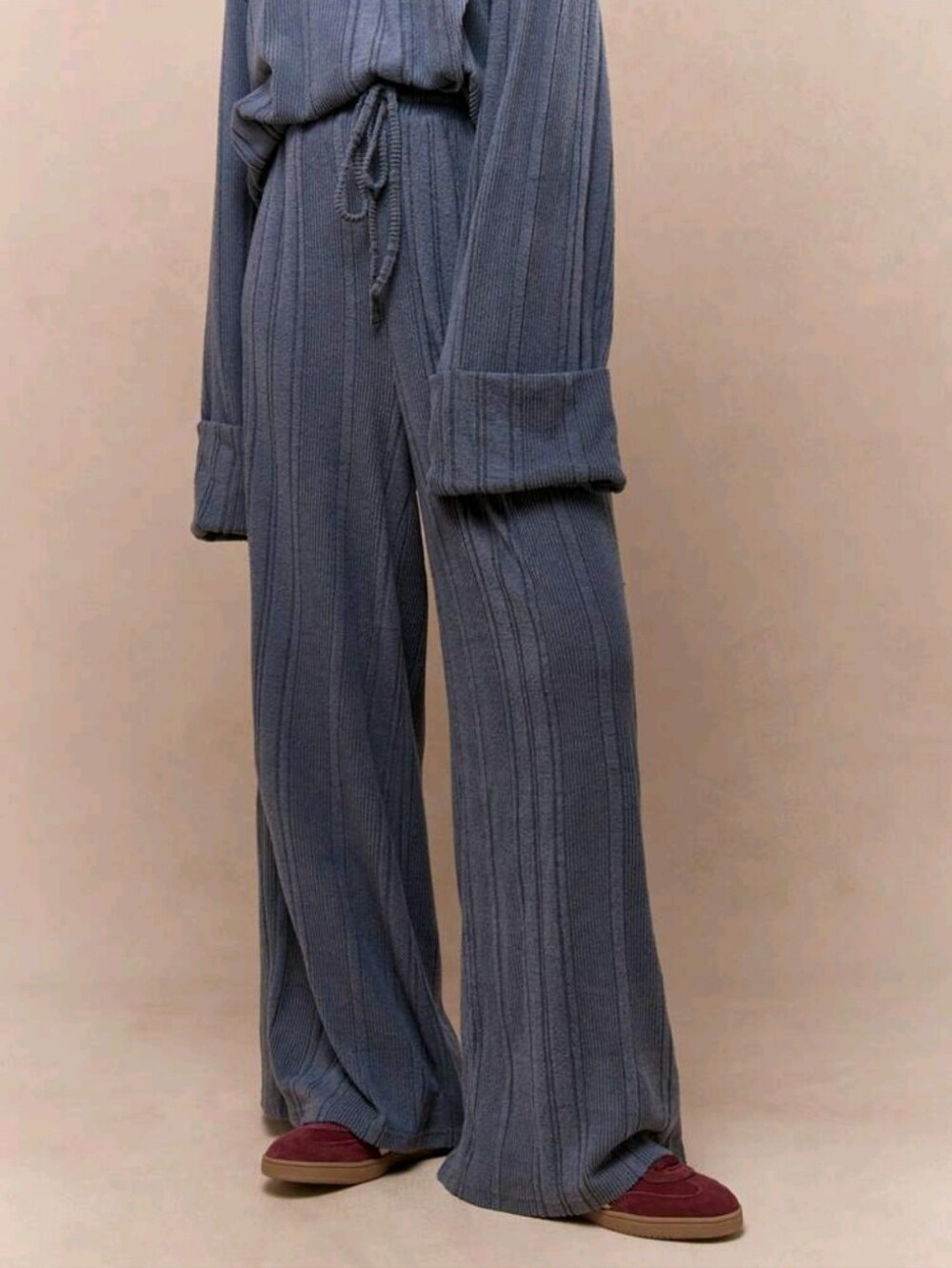 2pc Set Missguided Lounge Top + Wide Leg Pants in Slate Blue, Size M